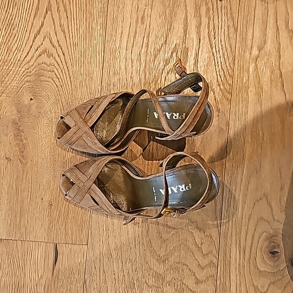 Prada shoes size 36 - Picture 4 of 8